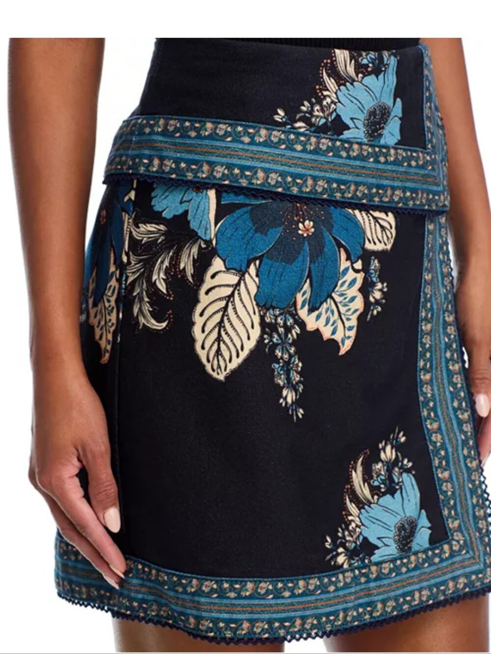 FARMā Rio Blossom Tapestry Mini Skirt size 30 NWT